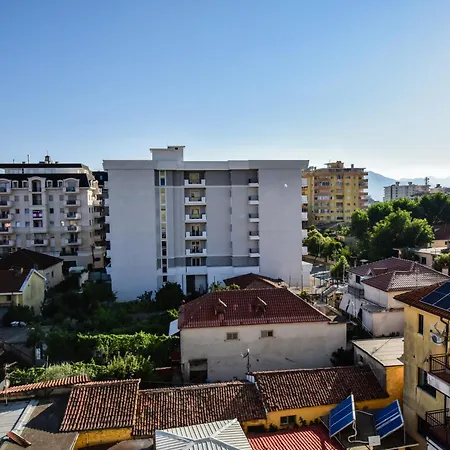Spacious Family Near Cathedral *